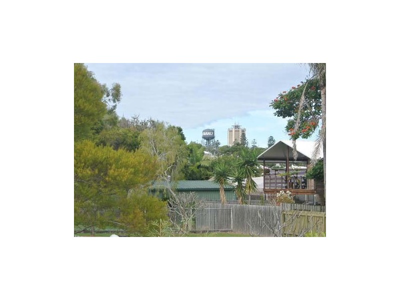 10 Worthing Street, Wynnum QLD 4178