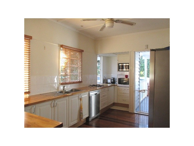 15 Chesney Street, Carina QLD 4152