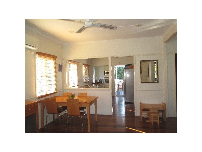 15 Chesney Street, Carina QLD 4152