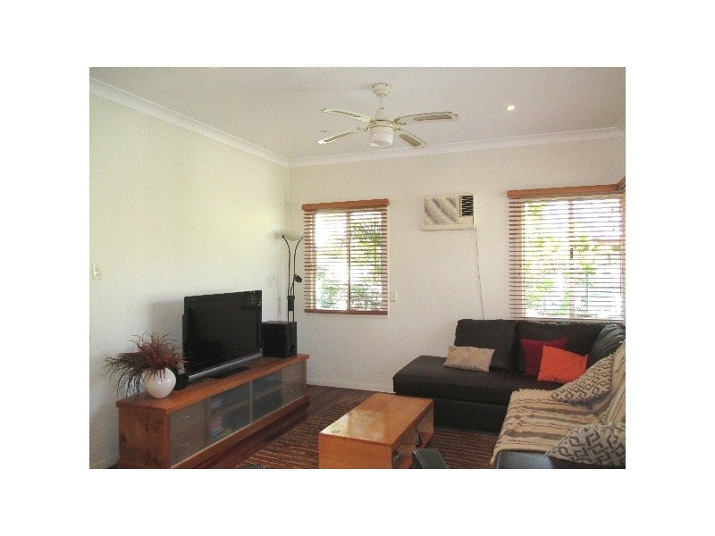 15 Chesney Street, Carina QLD 4152