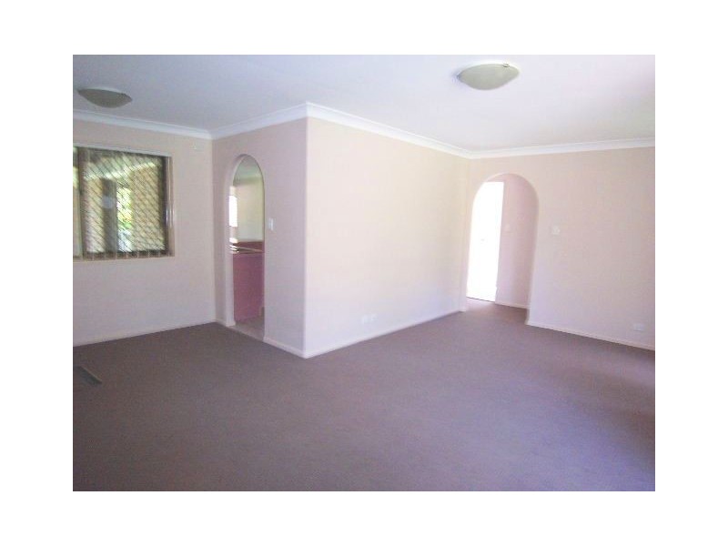 4 Kennet Place, Carina QLD 4152