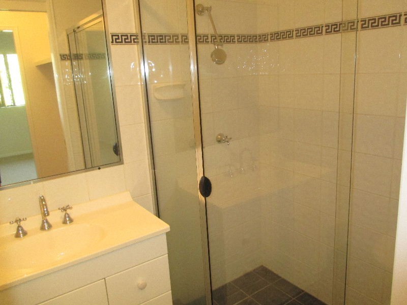 4/64 Longlands Street, East Brisbane QLD 4169