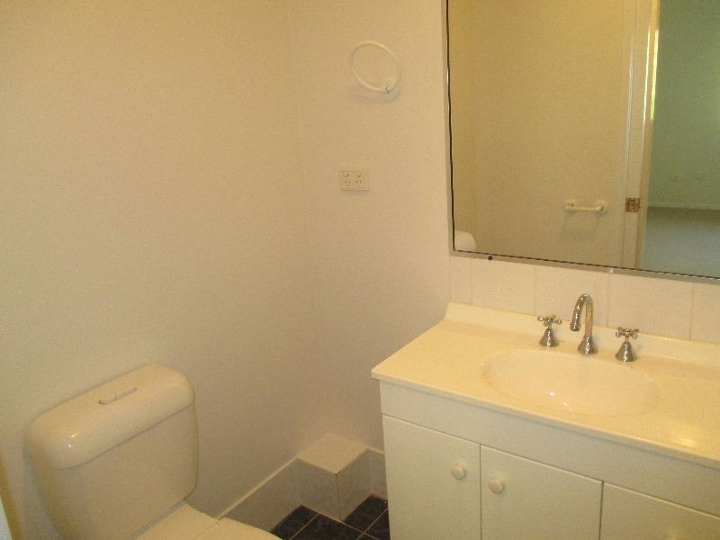 4/64 Longlands Street, East Brisbane QLD 4169