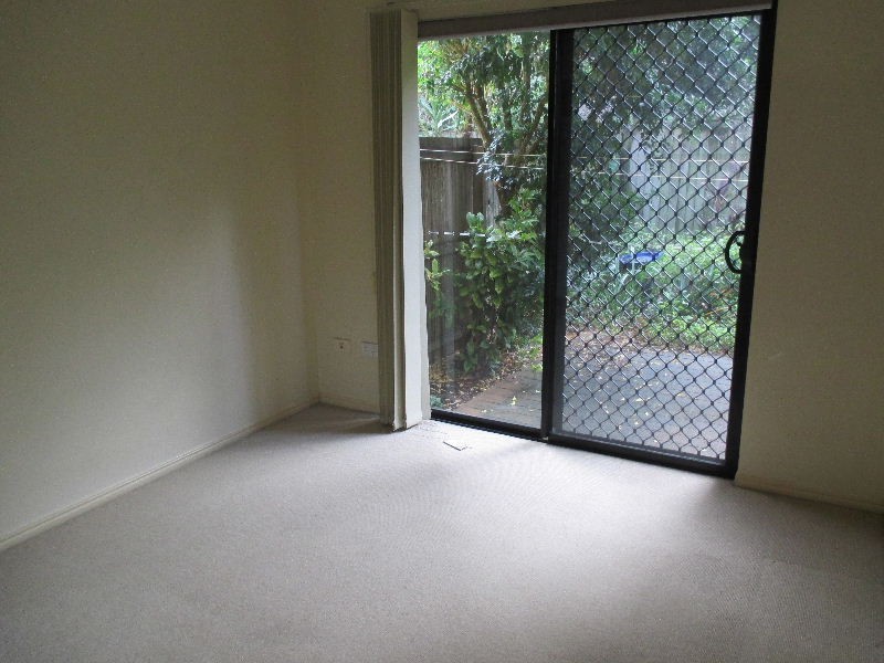 3/64 Longlands Street, East Brisbane QLD 4169