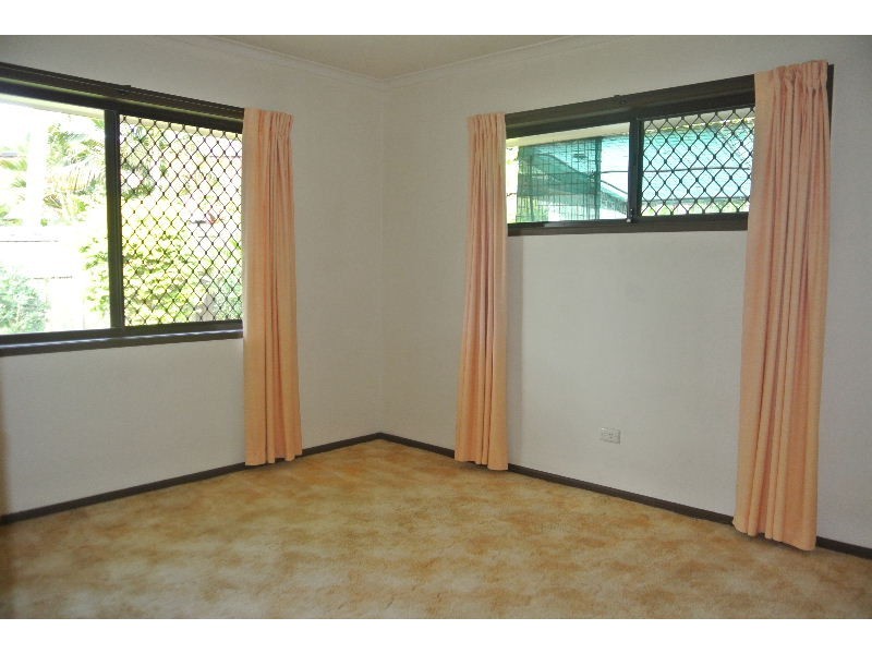 12 Modred Street, Carindale QLD 4152