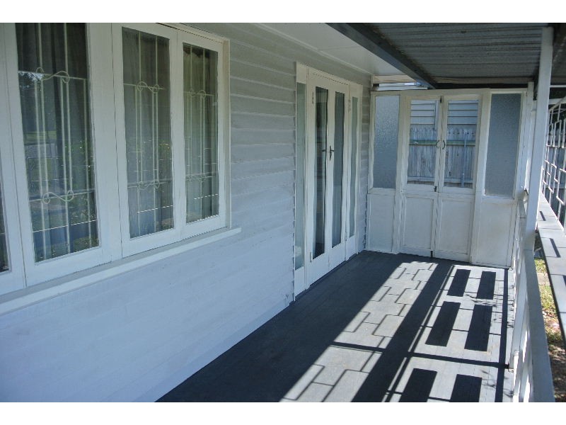 15 Arrowsmith Street, Carina QLD 4152