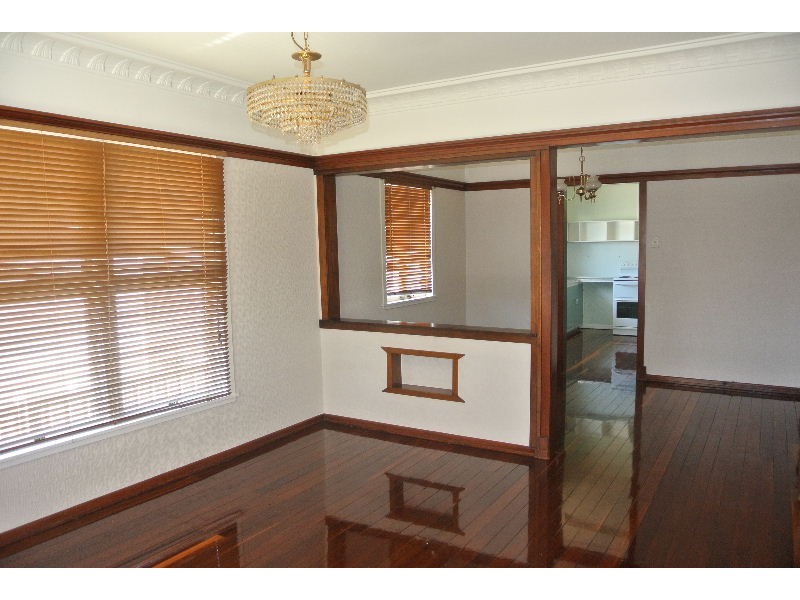 15 Arrowsmith Street, Carina QLD 4152