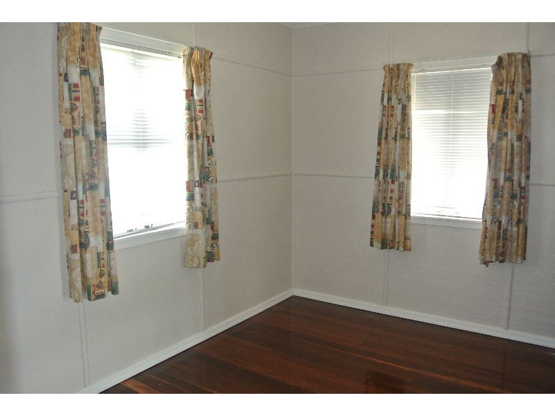 15 Arrowsmith Street, Carina QLD 4152