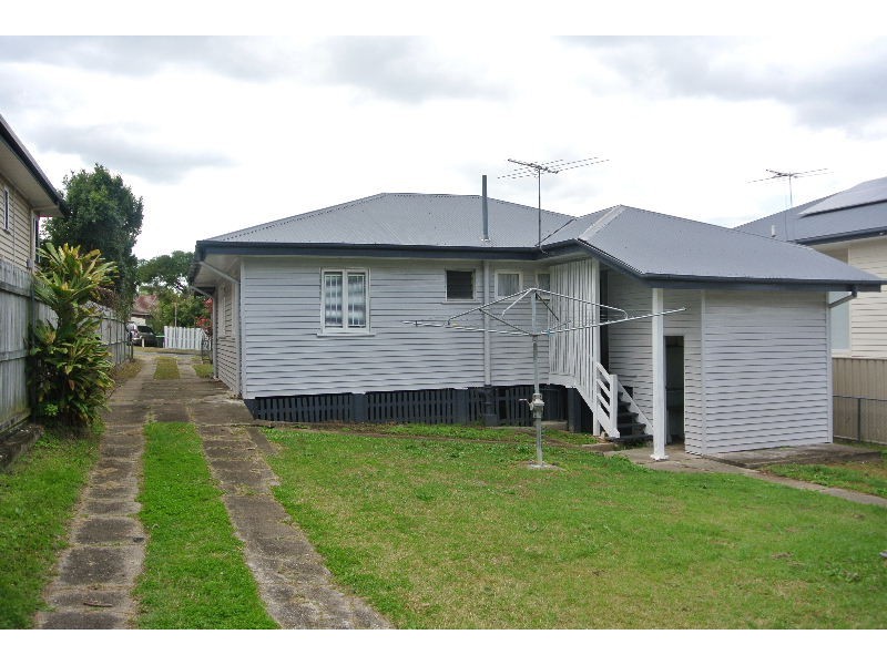 15 Arrowsmith Street, Carina QLD 4152