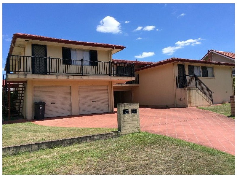 1/12 Robbies Avenue, Carina QLD 4152