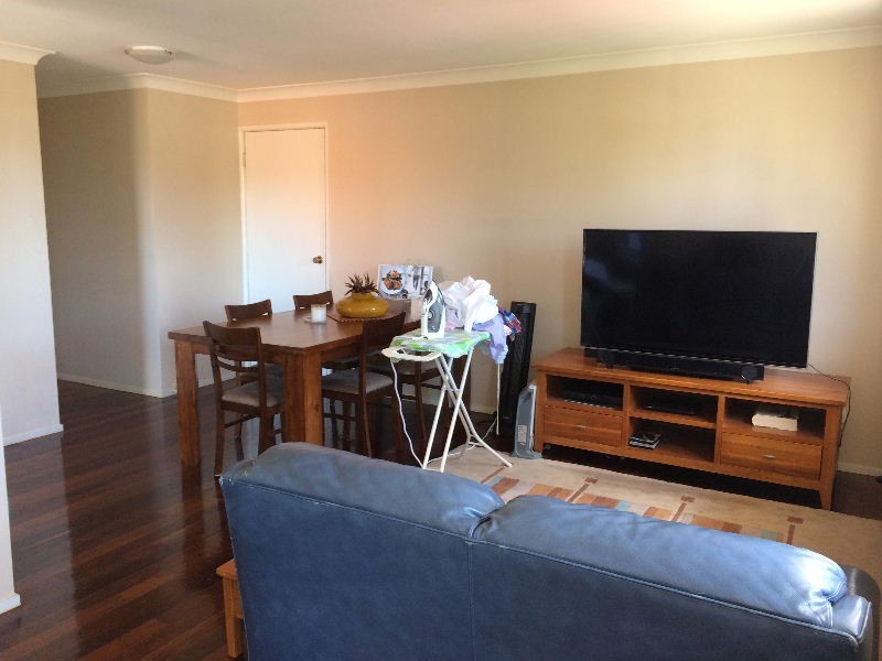 1/12 Robbies Avenue, Carina QLD 4152