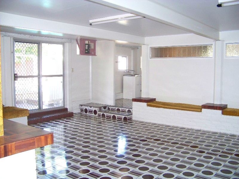 27 Ludwick Street, Cannon Hill QLD 4170