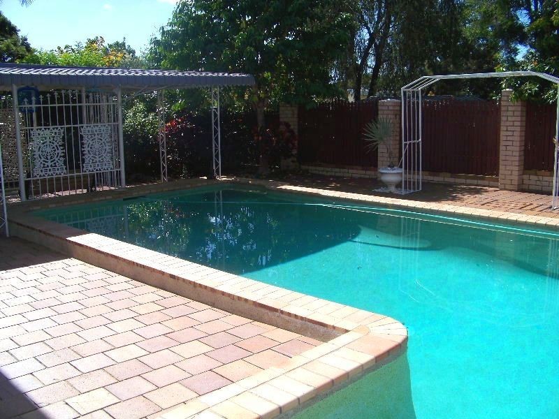 27 Ludwick Street, Cannon Hill QLD 4170