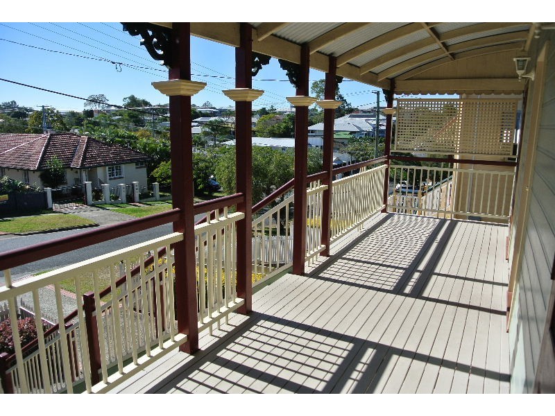 35 Wyena Street, Camp Hill QLD 4152