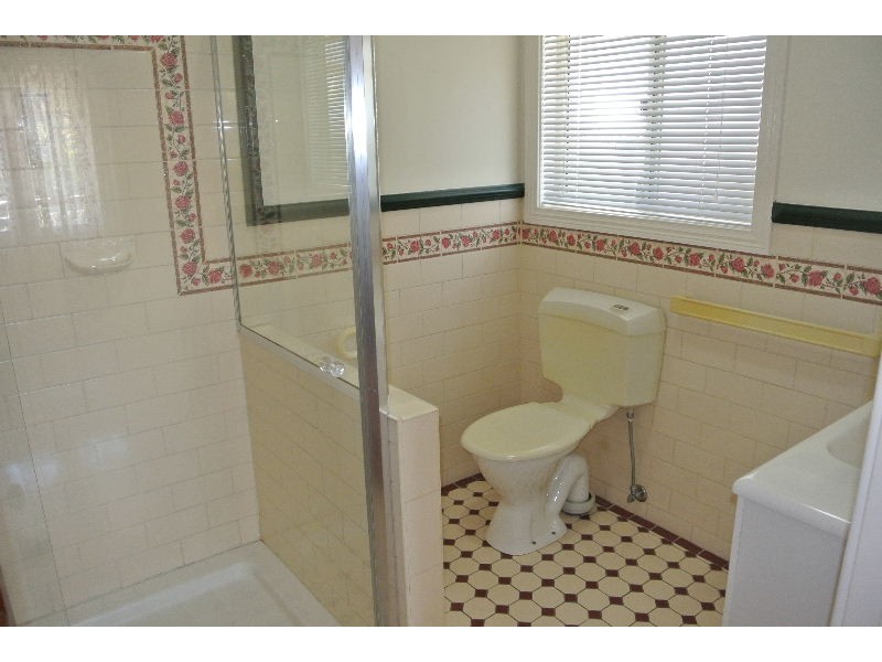 35 Wyena Street, Camp Hill QLD 4152