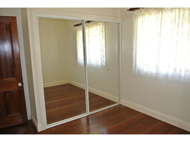 35 Wyena Street, Camp Hill QLD 4152