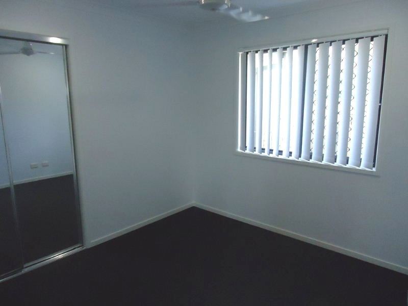 27 Ravensbourne Circuit, Waterford QLD 4133