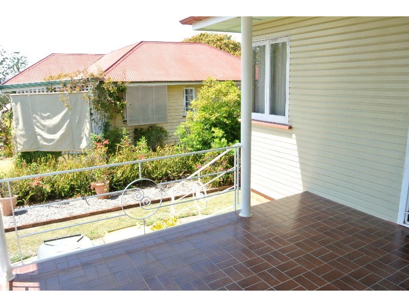 75 Mons Road, Carina Heights QLD 4152