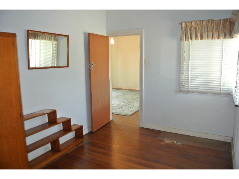 75 Mons Road, Carina Heights QLD 4152