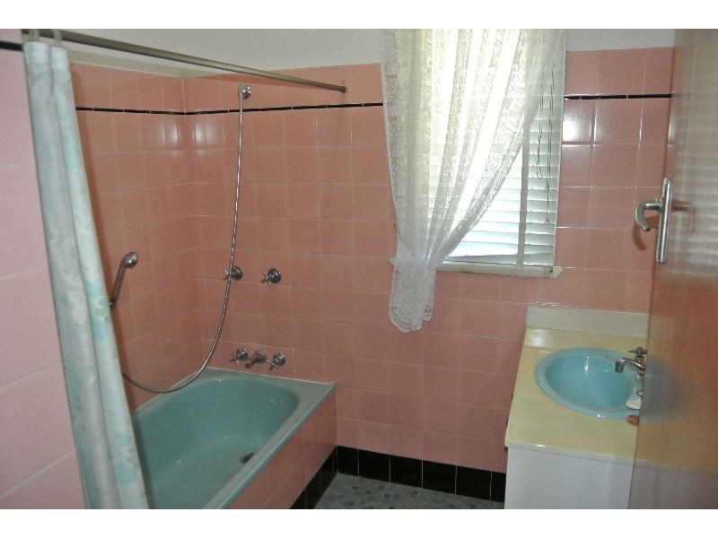 75 Mons Road, Carina Heights QLD 4152