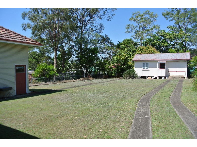 75 Mons Road, Carina Heights QLD 4152