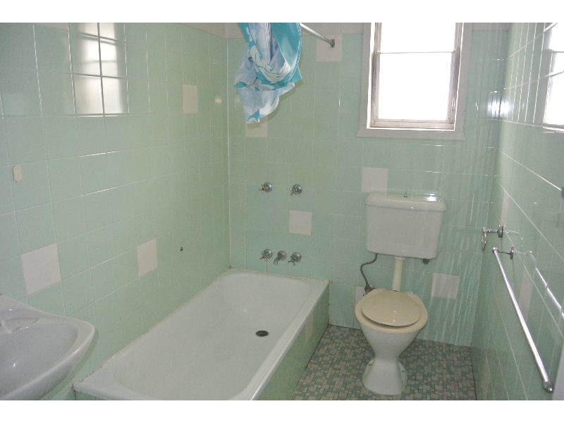 2/48 Dunellan Street, Greenslopes QLD 4120