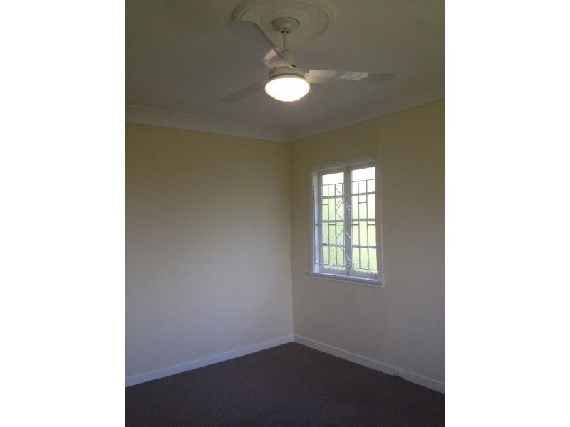 52 Arrol Street, Camp Hill QLD 4152