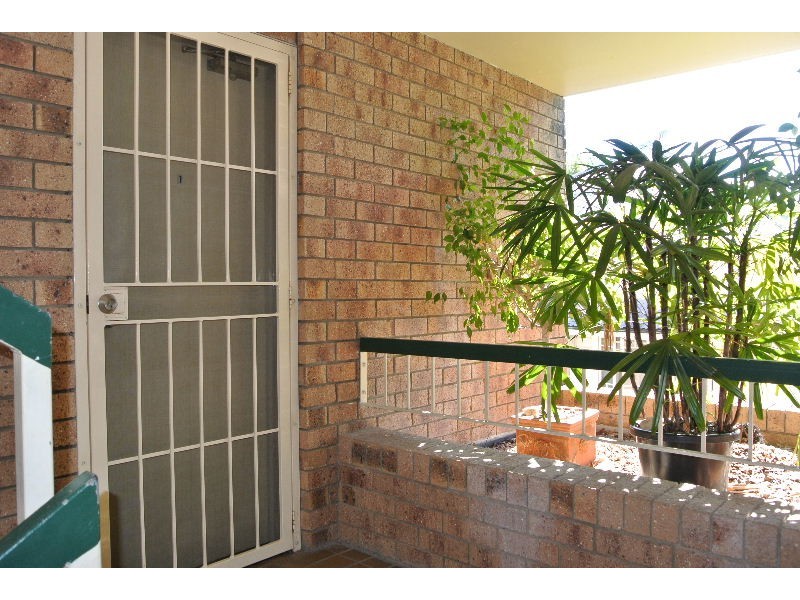 1/11 Heidelberg Street, East Brisbane QLD 4169