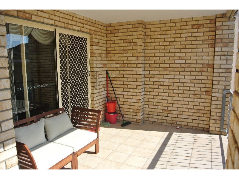 2/35 Sankey Street, Carina QLD 4152