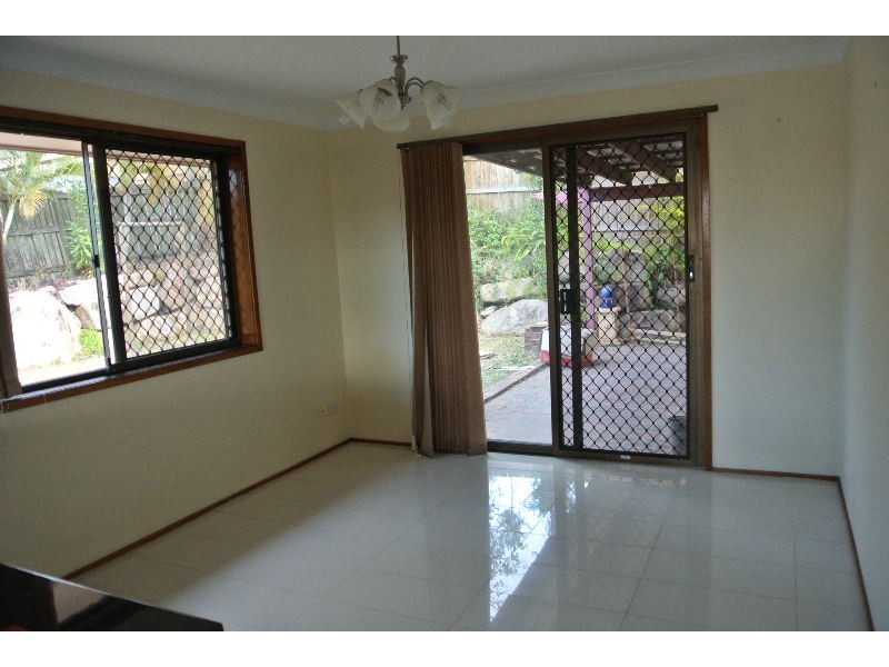 36 Dangar Street, Belmont QLD 4153