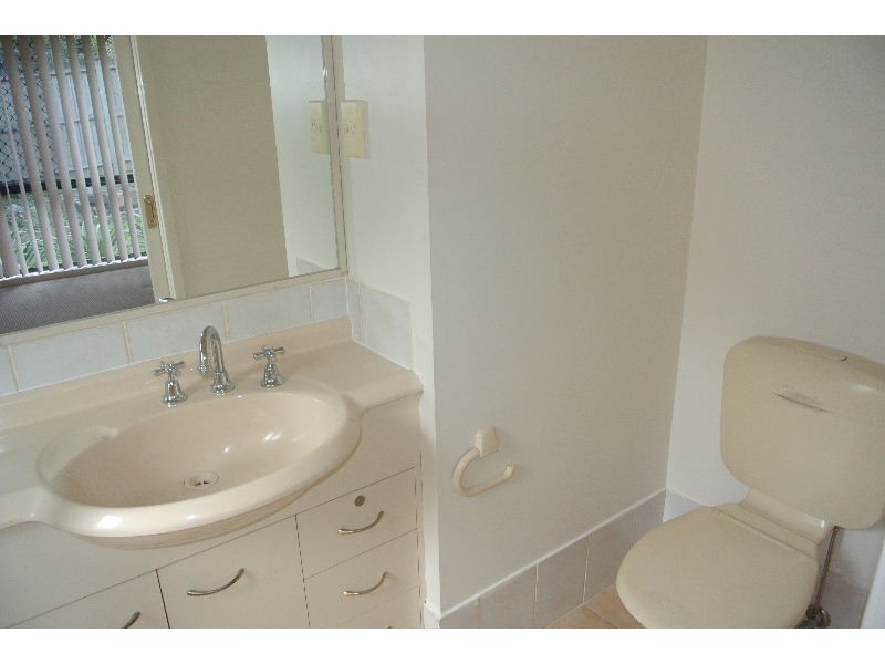 4/120 Foxton Street, Morningside QLD 4170