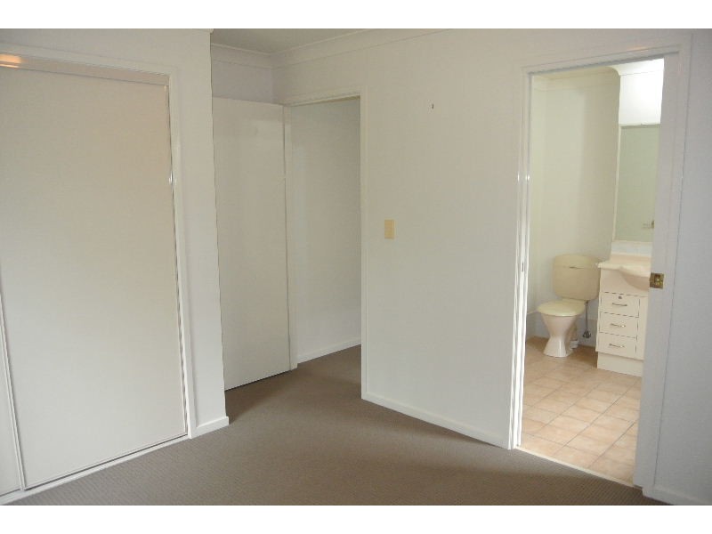 4/120 Foxton Street, Morningside QLD 4170