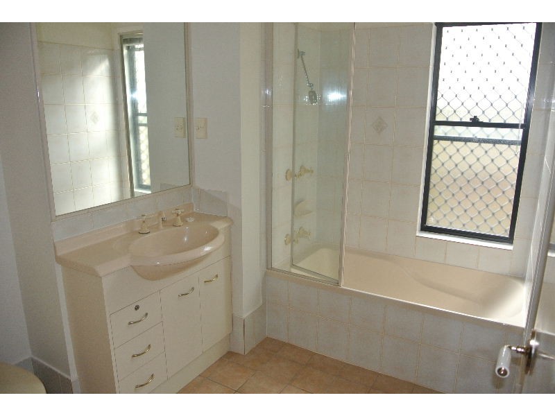 4/120 Foxton Street, Morningside QLD 4170