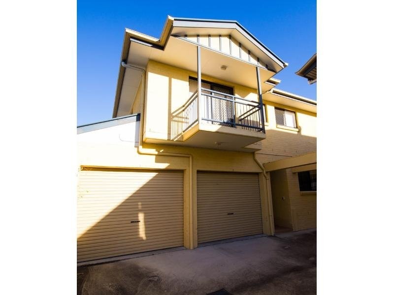 4/41 Robinson Street, Coorparoo QLD 4151