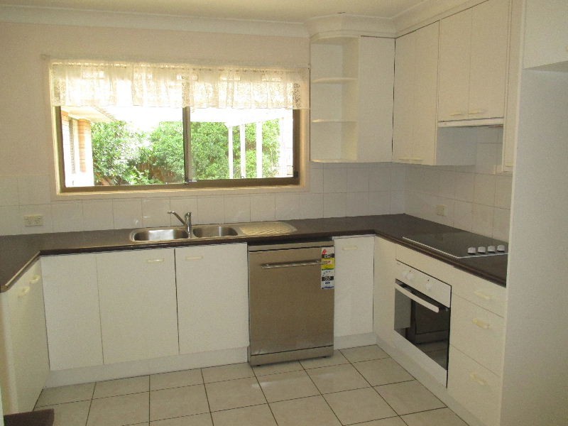 11 Nyleeta Court, Carindale QLD 4152