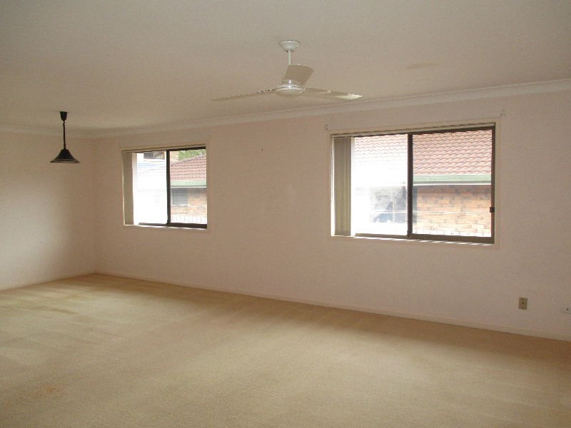 11 Nyleeta Court, Carindale QLD 4152