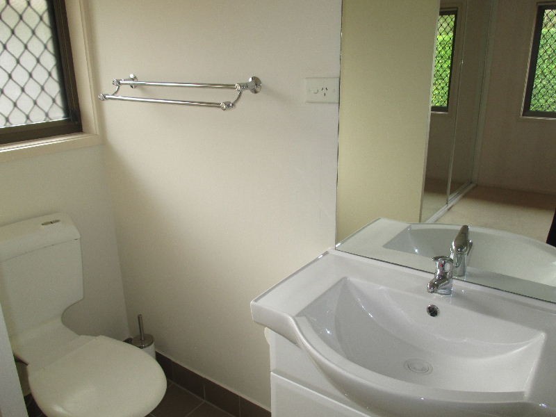 11 Nyleeta Court, Carindale QLD 4152