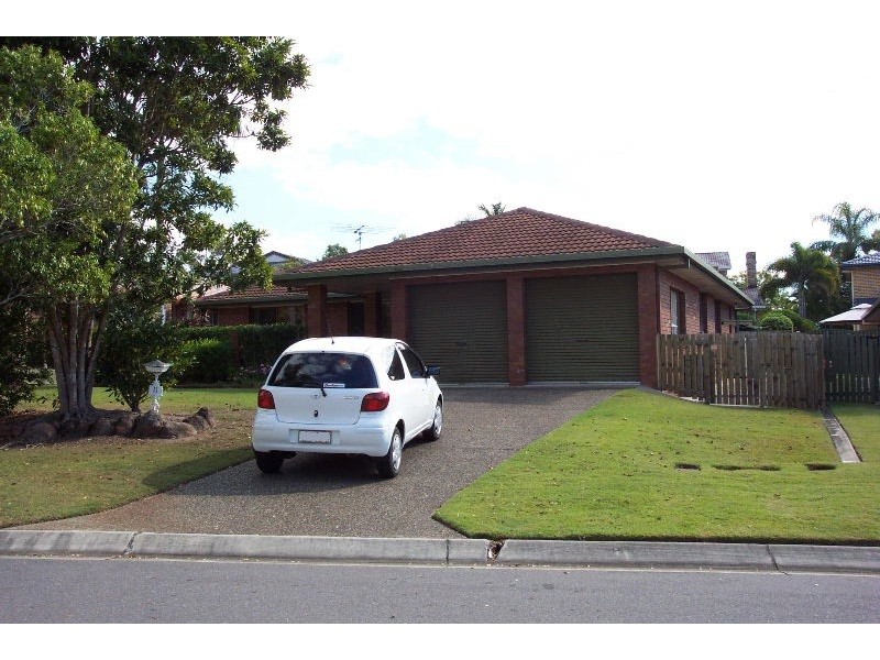 11 Nyleeta Court, Carindale QLD 4152