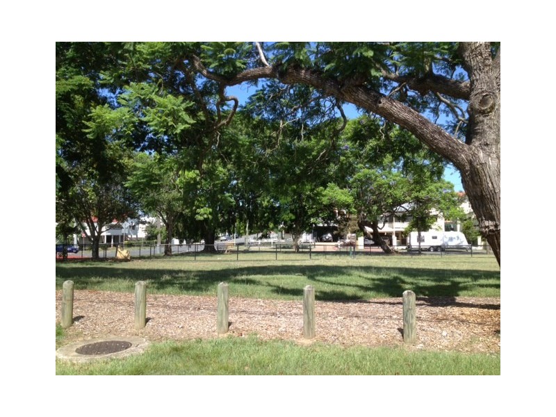 2/76 Clarendon Street, East Brisbane QLD 4169