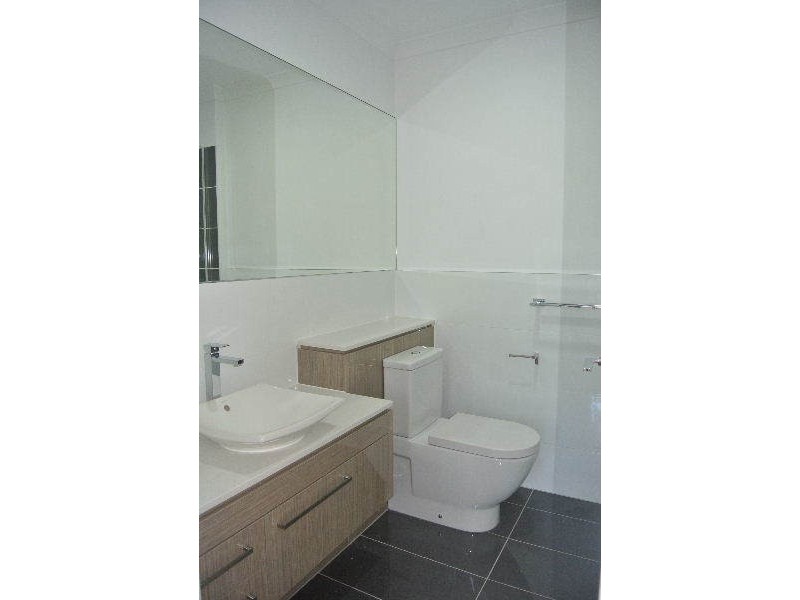 9/819 Creek Road, Carindale QLD 4152