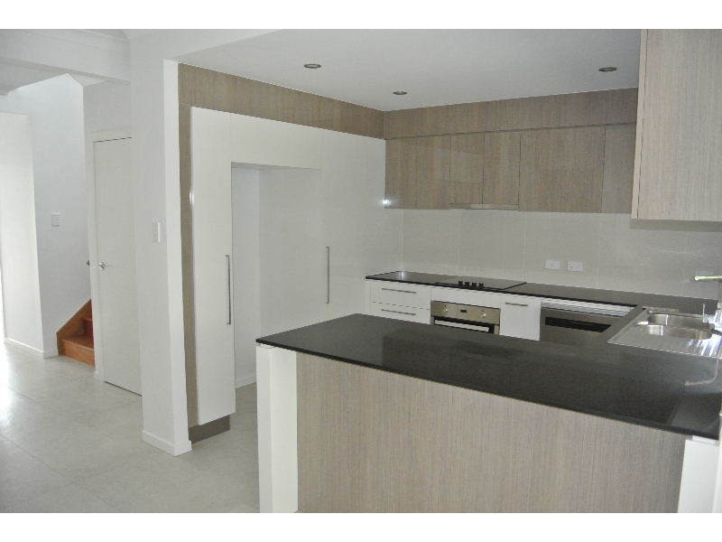 9/819 Creek Road, Carindale QLD 4152