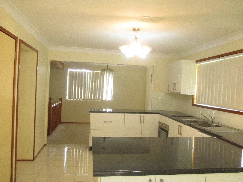 36 Dangar Street, Belmont QLD 4153