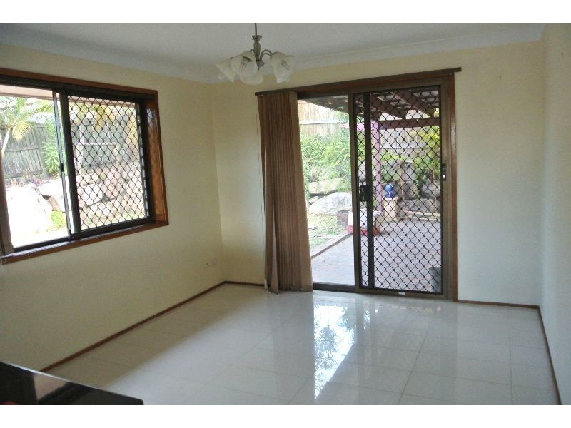 36 Dangar Street, Belmont QLD 4153