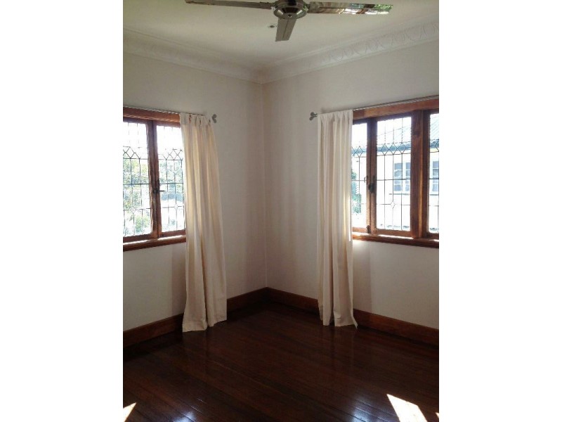 36 Meridian Street, Coorparoo QLD 4151