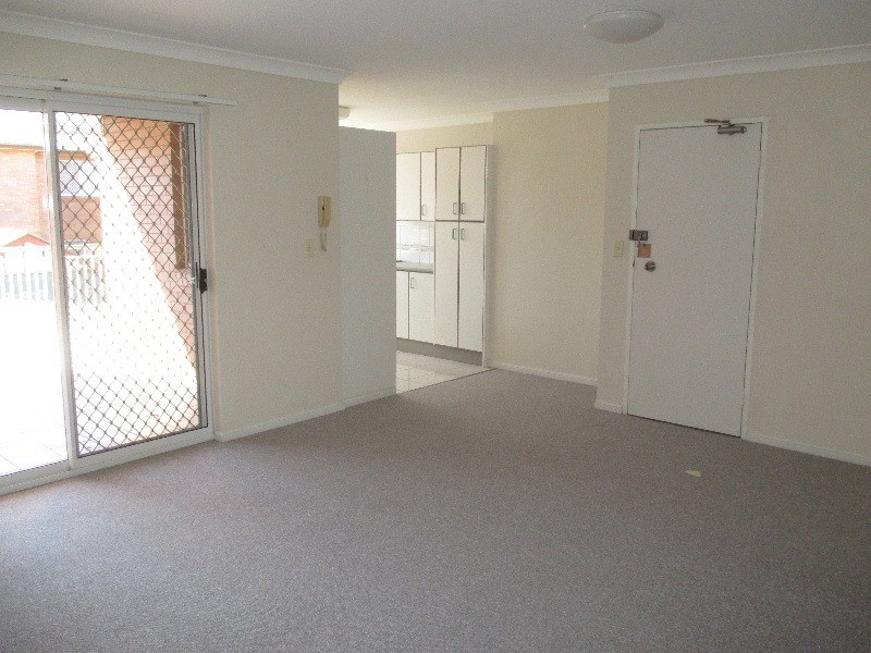 8/102 Pembroke Road, Coorparoo QLD 4151