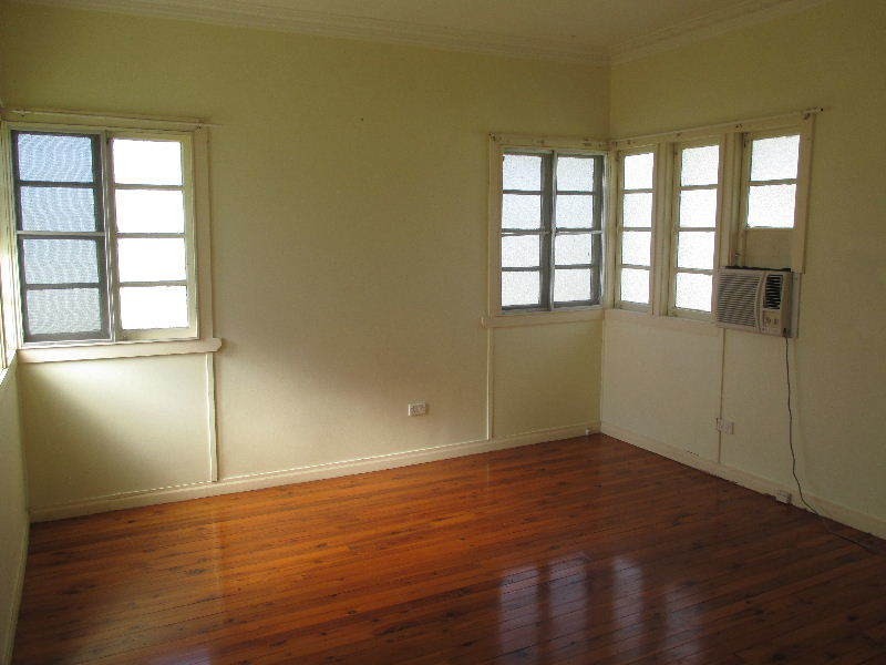 897 Old Cleveland Road, Carina QLD 4152