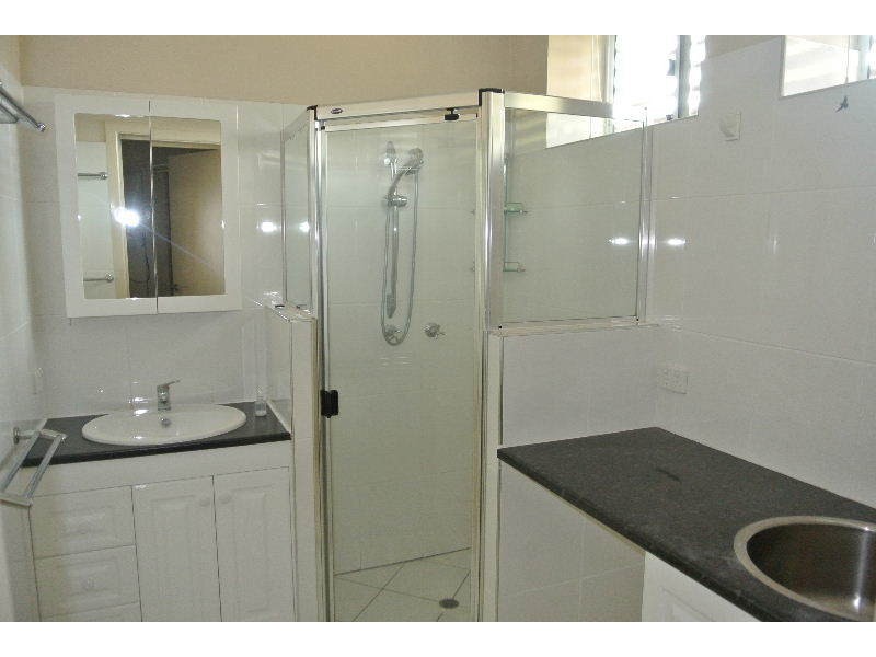 2/816 Old Cleveland Road, Carina QLD 4152