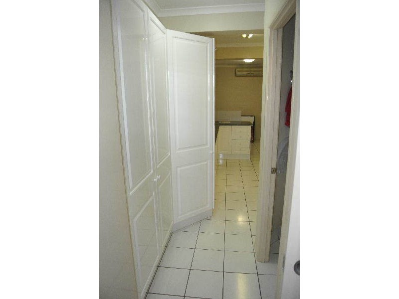 2/816 Old Cleveland Road, Carina QLD 4152