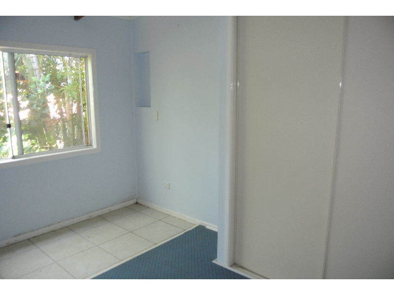 2/816 Old Cleveland Road, Carina QLD 4152