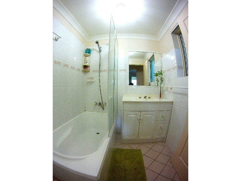 2/450 Old Cleveland Road, Camp Hill QLD 4152